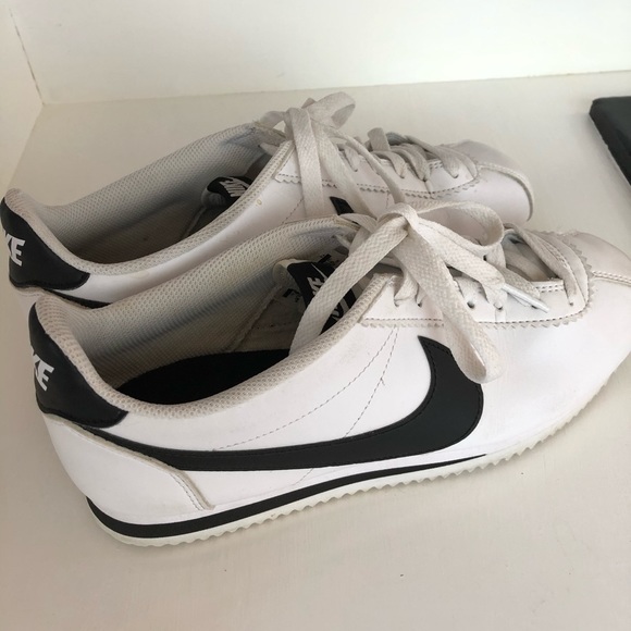 nike cortez poshmark